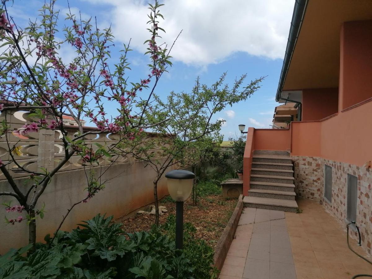 Asfodelo Lägenhet Porto Torres Exteriör bild